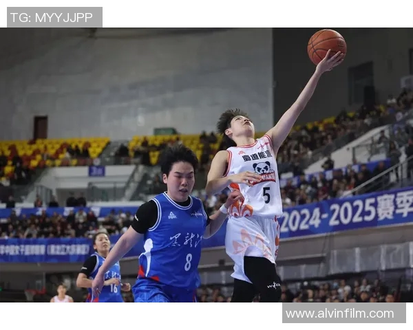 成都篮球队荣登篮球战术排行榜第一名引领全国潮流